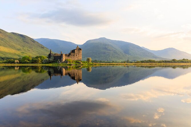 1 Day Castles, West Highlands and Loch Lomond Tour from Edinburgh - Tyndrum Comfort Stop: Quick Reset Near Rannoch Moor