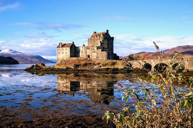 5 Day Classic Tour of Scotland - Day 3: Eilean Donan Castle and Loch Ness beyond the tourist fog