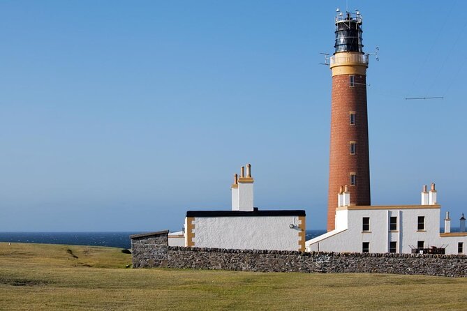 5-Day Hebrides and Highlands Tour from Edinburgh - Pickup in Edinburgh and the Rhythm of a Small 16-Person Group
