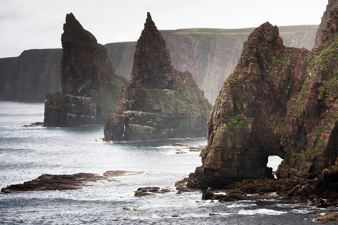 5-Day Orkney & Northern Coast Tour from Edinburgh Incl Admissions - Day 2: Dunrobin views, John o’ Groats, then Kirkwall’s Viking streets