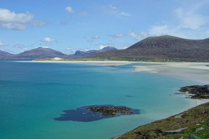 5-Day Outer Hebrides & the Scottish Highlands Small-Group Tour from Edinburgh - Day 5: Loch Ness shores, Tomintoul, Royal Deeside, Braemar, and Scone Palace