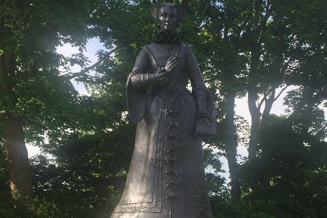 A taste of Scotland Full-Day Private Tour - William Wallace Monument: timing, photos, and the warrior story