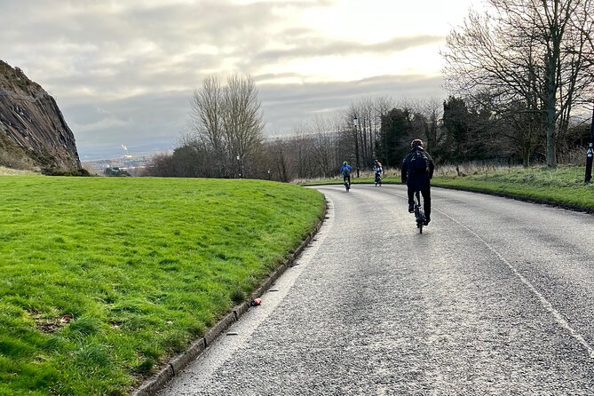 'A wee pedal's' E-bike tour of Arthur's Seat and beyond - Craigmillar Castle climb and the Victorian railway tunnel ride