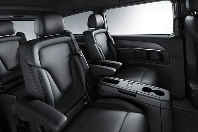 Arrival Transfer Edinburgh Airport EDI to Edinburgh by Minivan - What happens once you are in the minivan