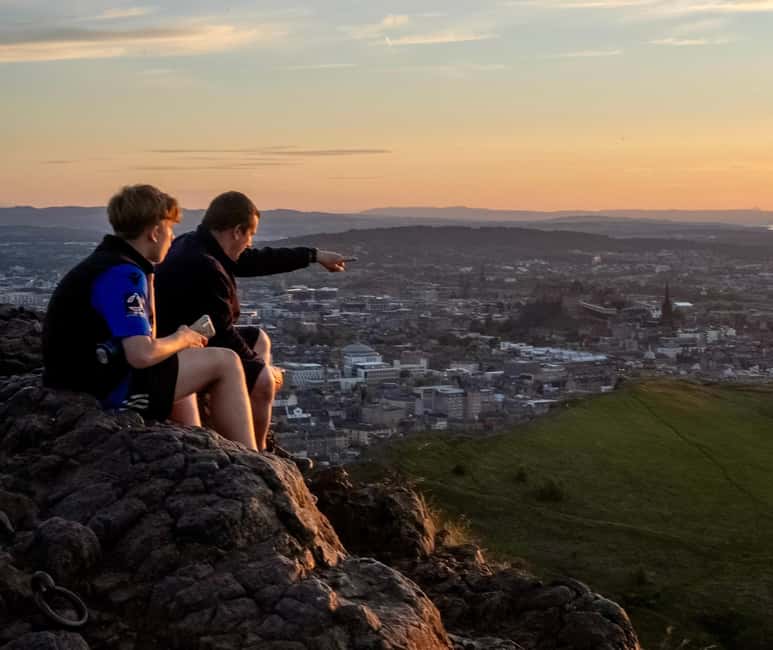 Arthur's Seat Hike: Sunset, Sunrise, Daytime - Stop-by-stop route guide, from the Palace to the summit of Arthur’s Seat