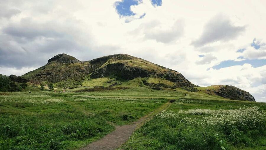 Arthur's Seat Hike: Sunset, Sunrise, Daytime - How hard is it, and what should you bring?
