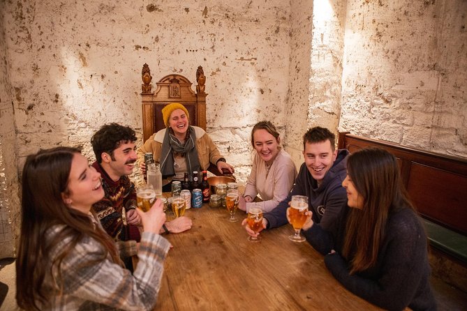Beer Tasting Session in Edinburgh's Underground Vaults | 1 hour - The Lost Close tasting stop: how the host helps you taste with intention