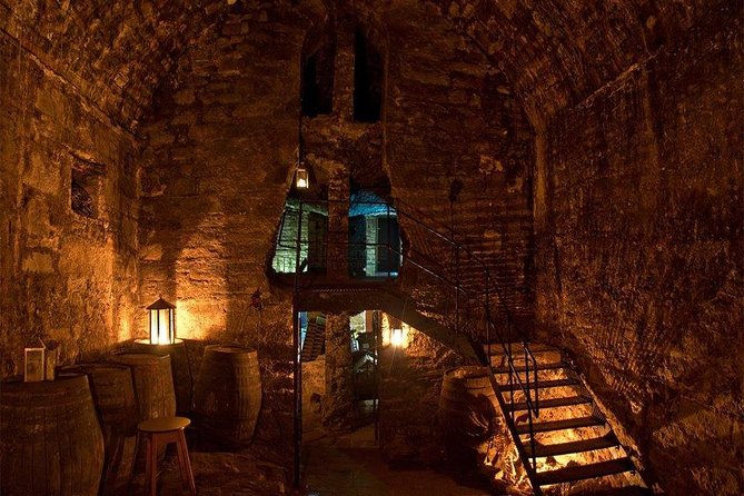 City of the Dead: The Double Dead Tour - Covenanters Prison at Greyfriars Kirkyard: where it gets darker