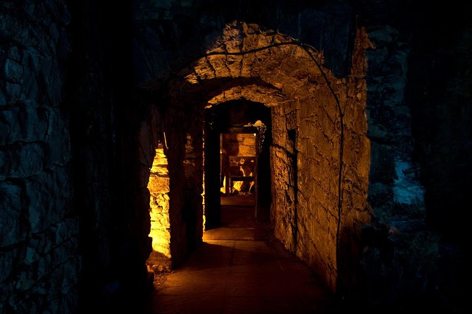 City of the Dead Underground Vaults (Day) - Why This Underground Tour Feels More Like a Performance