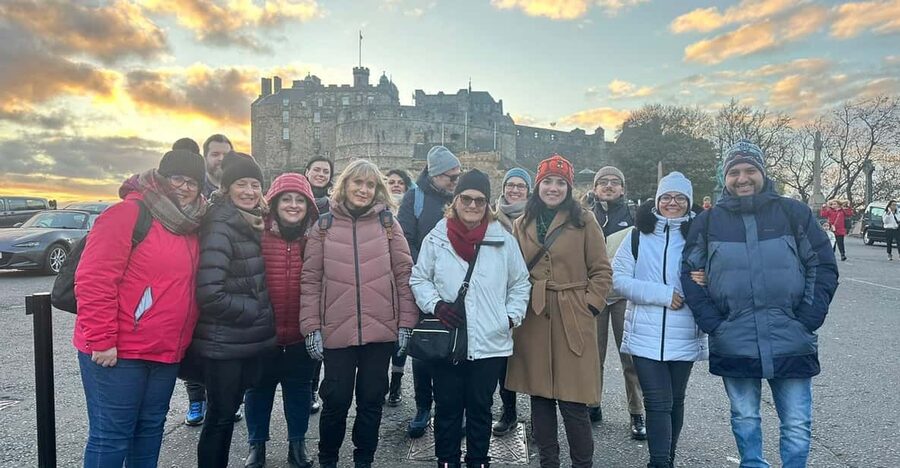 Classic Old Town Tour - Edinburgh Castle: the guided part you do not want to rush