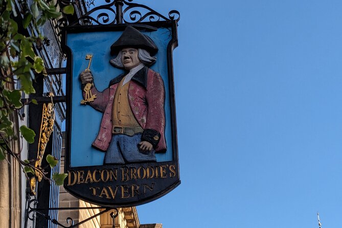 Dark History and Ghost Tour of Edinburgh - Victoria Street and the Harry Potter Connection, With a Darker Twist