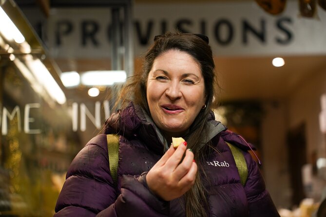 Eating Edinburgh: Old Town Food & Drinks Tour - Starting at St Andrew Square, Then Pointing You Toward the Right Streets