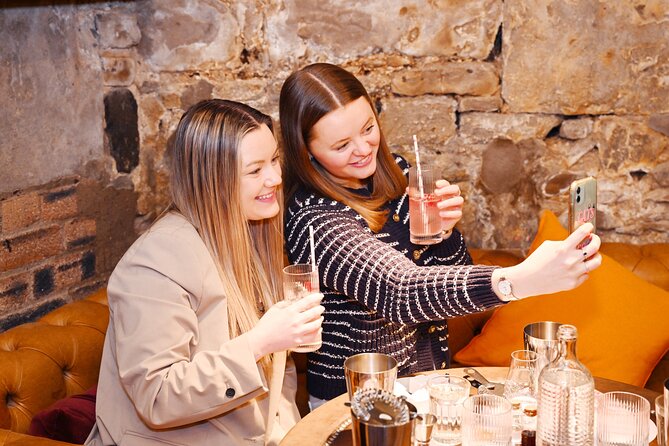 Eden Mill Edinburgh Love Gin Cocktail Masterclass - Hosts, Atmosphere, and What Makes People Rate It 5 Stars