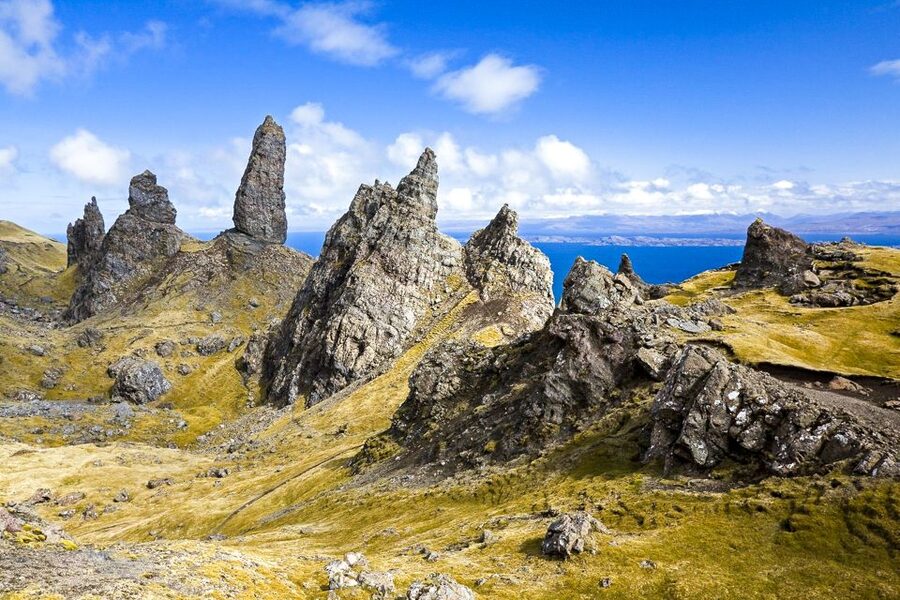 Edinburgh: 3-Day Isle of Skye, Highlands, and Loch Ness Tour - Rannoch Moor to Glencoe: The Walk That Gives the Scene Meaning
