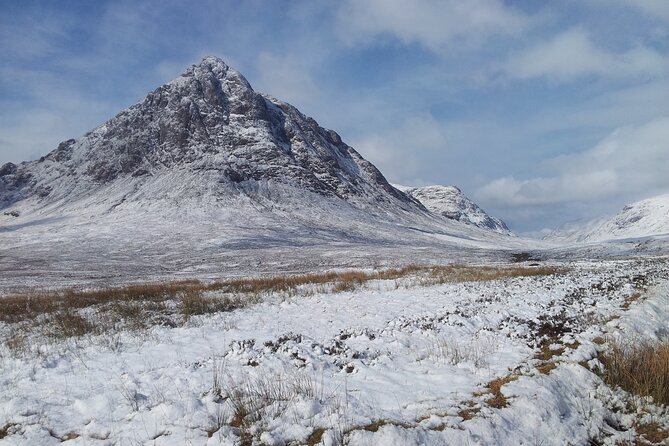Edinburgh:5-Day Isle of Skye, Inverness & Loch Ness Tour w/Hostel - Day 1: Kelpies, Stirling stops, Glencoe, then an Oban evening