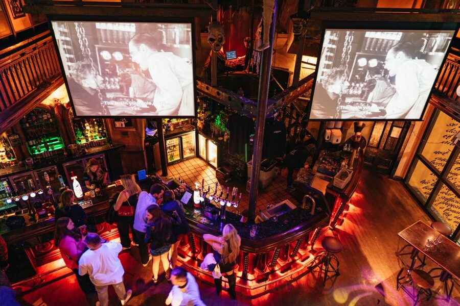 Edinburgh: 7 Bar Pub Crawl with 7 Shots & Discounts - Skip-the-Line Club Entry, Why It Changes the Whole Night