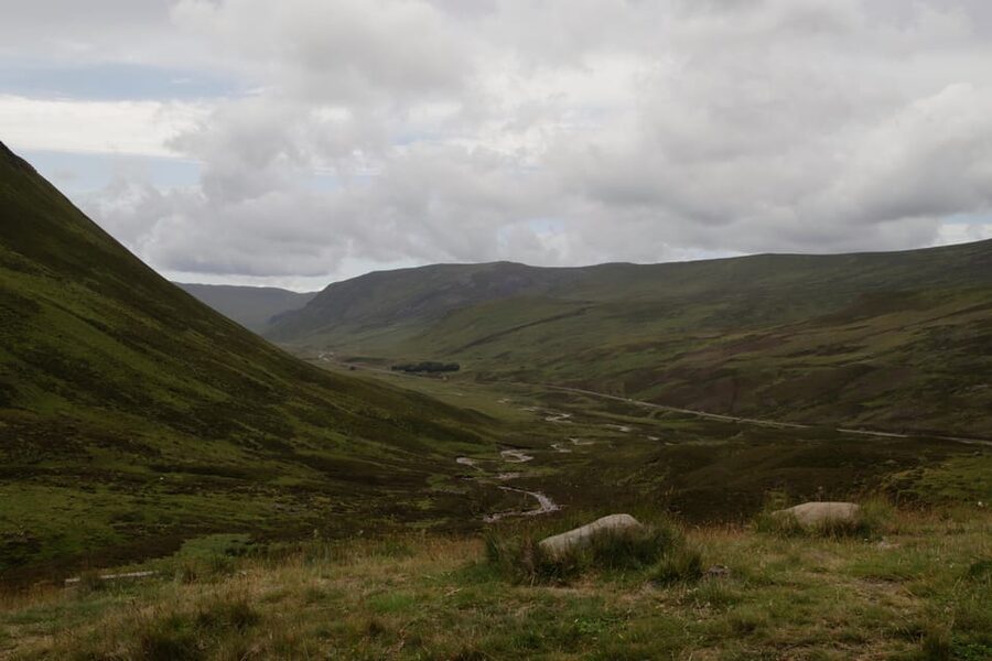 Edinburgh: Aberdeenshire, Balmoral Castle & Northeast Coast - From Edinburgh With a Small Group: Forth Bridges and Coach Comfort