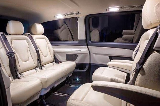 Edinburgh Airport to Glasgow City Chauffeured Hire Driver - On the Road: A 1 to 2 Hour Drive You Can Actually Enjoy
