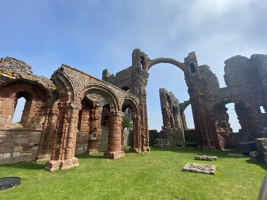 Edinburgh: Bamburgh Castle, Northumberland and Alnwick Trip - The coach ride from Edinburgh: timing, comfort, and why the guide matters
