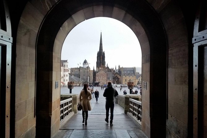 Edinburgh Castle Guided Walking Tour in English - Key highlights you should care about