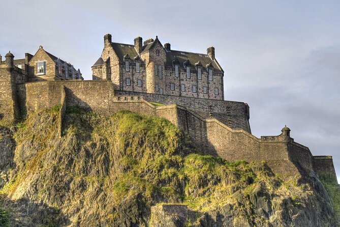 Edinburgh Castle on its rock above the Old Town
