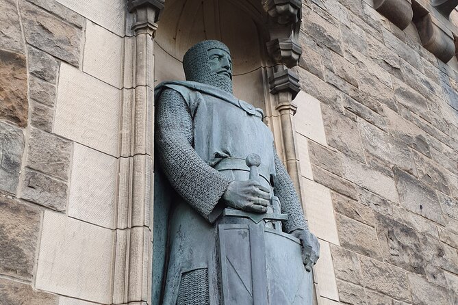 Edinburgh Castle Highlights Tour with Tickets, Map, and Guide - St. Margaret’s Chapel: the oldest building you meet on the tour