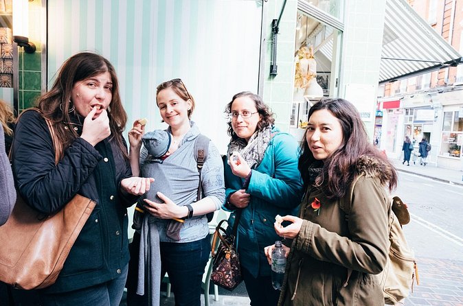 Edinburgh Cheese Crawl : Guided Food Tour - Comfort and weather: the outdoors factor is real