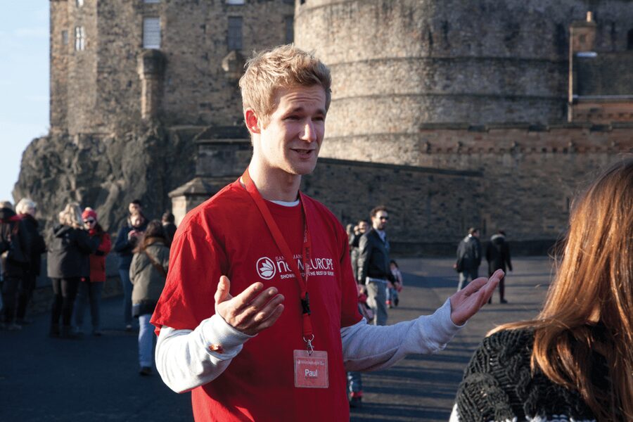 Edinburgh: City Highlights Walking Tour - Meeting on High Street, Then Finding Your Bearings on the Royal Mile