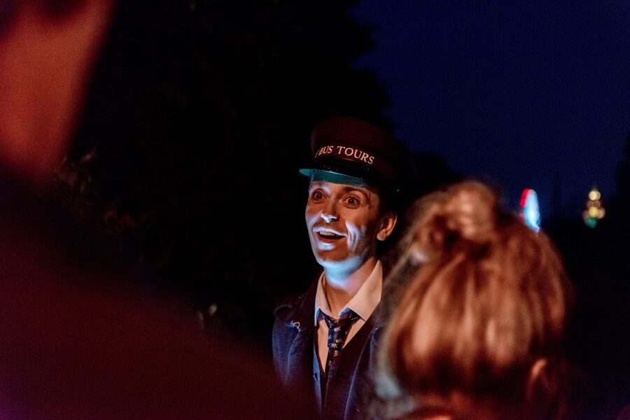 Edinburgh: Comedy Horror Ghost Bus Tour - The Graveyard Stop, Jump Moments, and How the Humor Works