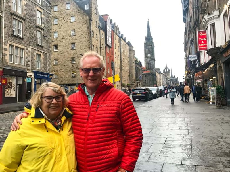 Edinburgh: Custom Highlights & Hidden Gems Tour with a Local - Why a Custom Edinburgh Walk Beats the Standard Loop