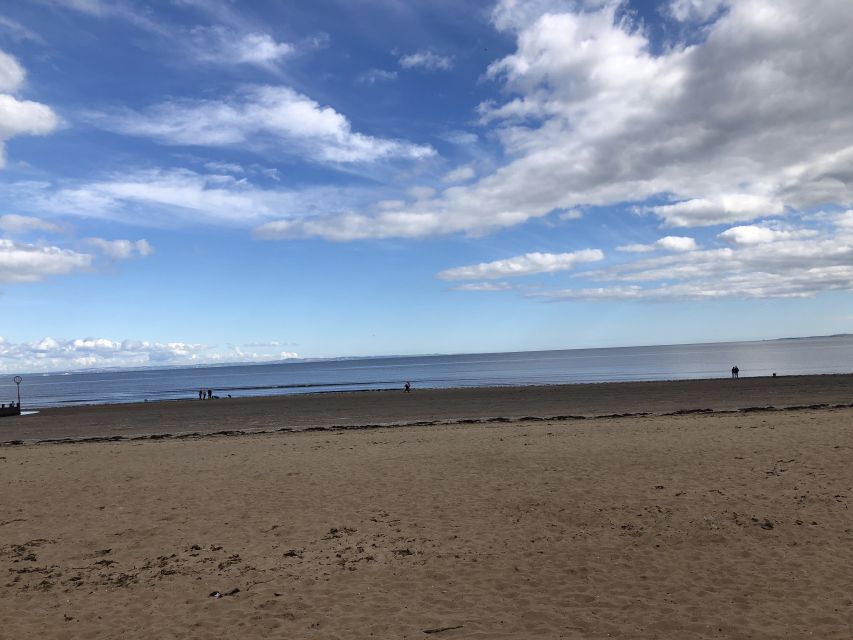 Edinburgh: Cycle Tour to the Coast (family friendly) - Holyrood Park: guided viewpoints and the “photo now” moments