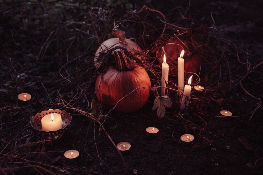 Edinburgh: Dark Secrets of the Old Town Halloween Tour - The Black Death chapter: doctors, 1300s fear, and survival questions