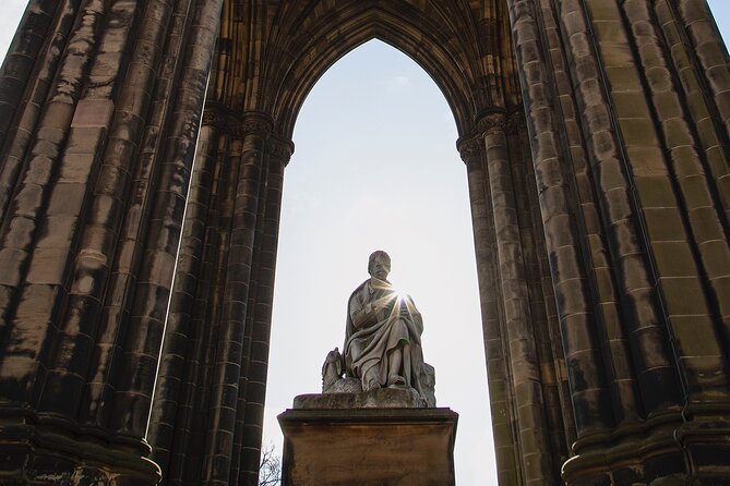 Edinburgh: Dean Village & New Town Walking Tour - How long it takes, what to wear, and how to get the most out of 2 hours 15 minutes