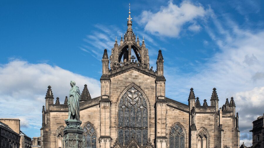Edinburgh: Discover Edinburgh's Old Town Walking Tour - Key highlights worth planning for