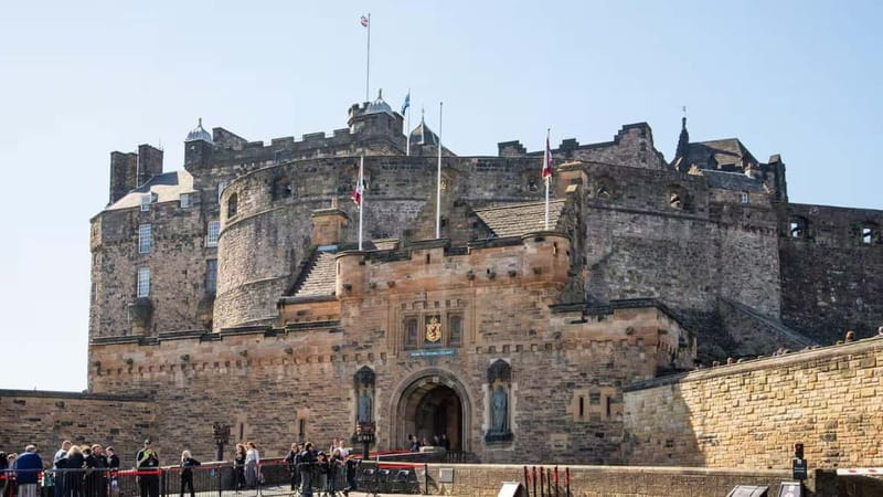 Edinburgh: Edinburgh Castle Guided History Tour with Tickets - Price and Value: Why $50 Can Be Worth It