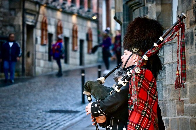 Edinburgh Food Tour with Scotch, Haggis, a Secret Dish & More - A modern museum stop for Scotland’s industry, then back to the edible stuff