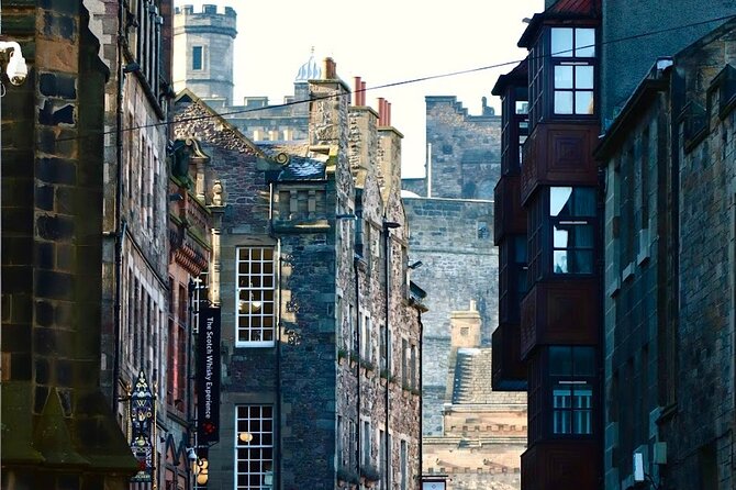 Edinburgh Food Tour with Scotch, Haggis, a Secret Dish & More - Royal Botanic Garden Edinburgh, plants and conservation in the middle of the meal