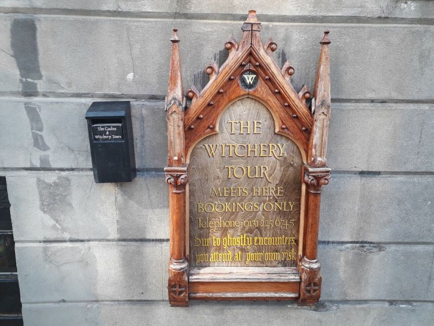 Edinburgh Ghosts & Gore Walking Tour - Price and Value: About $22 for a Night Show in the Old Town