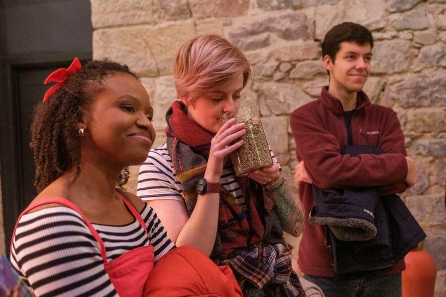 Edinburgh: Gin Distillery Tour and Tasting - Distillery Bar after the tour: keep the night going