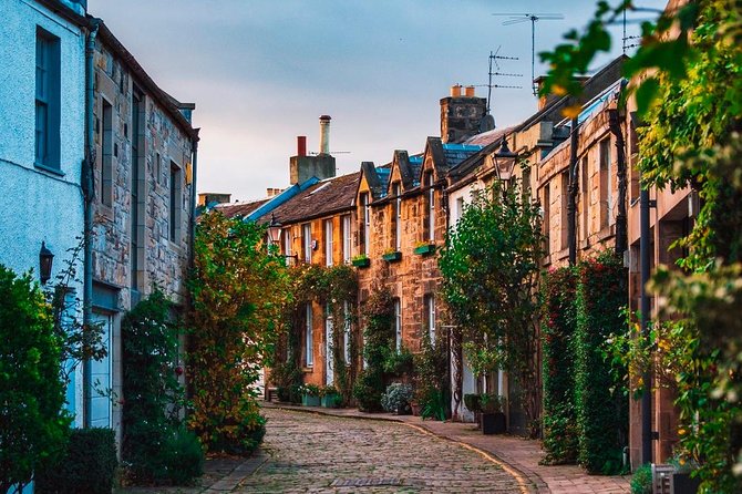 Edinburgh Half Day Tour (Private Chauffeur) - How a private chauffeur makes Edinburgh easier in 4 hours