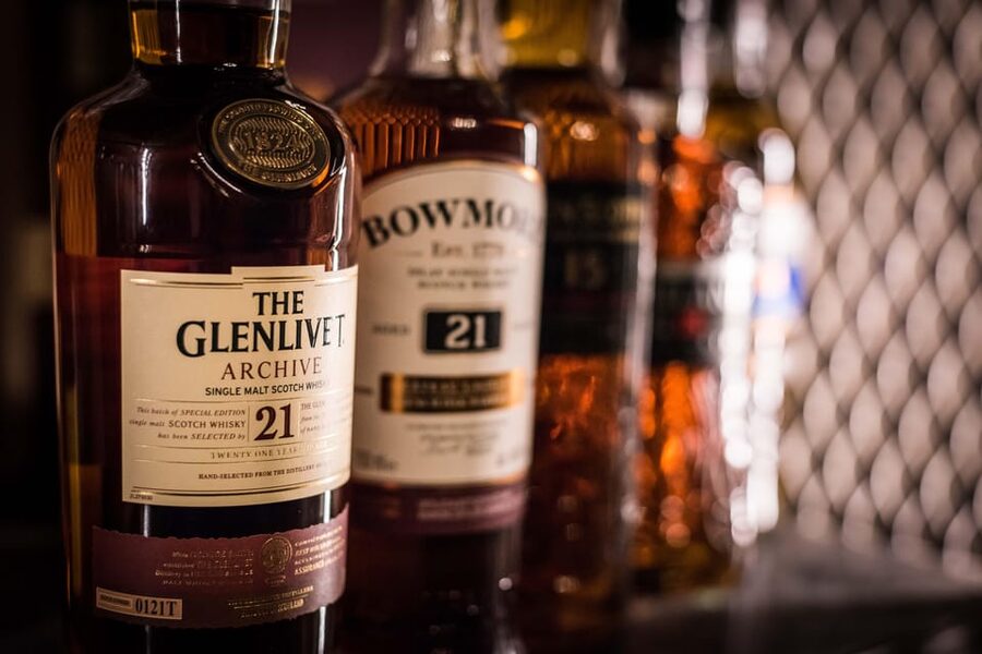 Edinburgh: Harry Potter Guided Tour With A Whisky Tasting - Meeting at Tron Kirk: how to not miss the group
