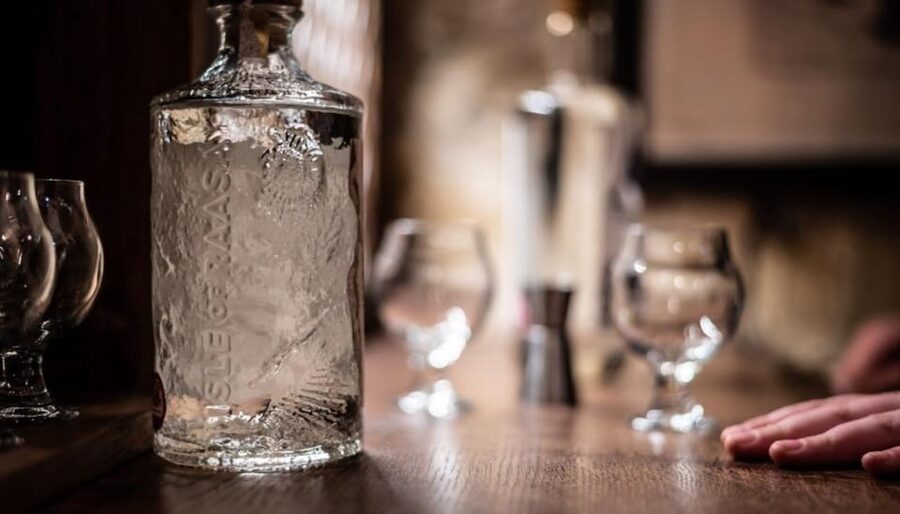 Edinburgh: Harry Potter Origins Tour & Gin Tasting Combo - Edinburgh City Chambers and the handoff to The Lost Close