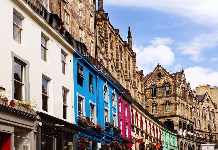 Edinburgh: Harry Potter Walking Tour - Greyfriars Kirkyard: Voldemort’s burial story in real stone and shadows
