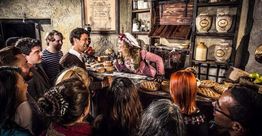 Edinburgh: Harry Potter Walking Tour with Dungeon Entry - Royal Mile to Waverley Station: the city as your intro text