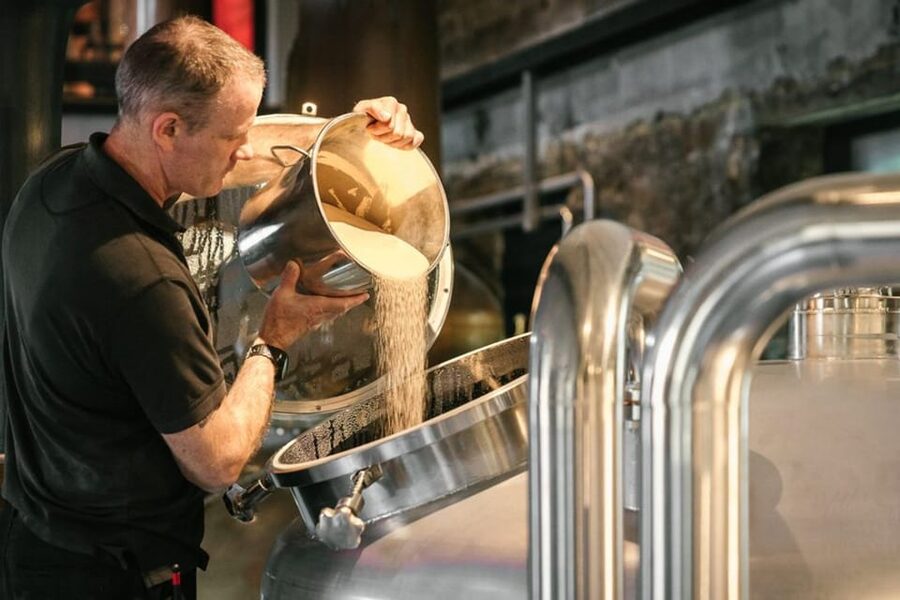 Edinburgh: Holyrood Distillery 'Journey to Whisky' Tour - Price and Timing: Why $39 for a 1-Hour Tasting Feels Fair