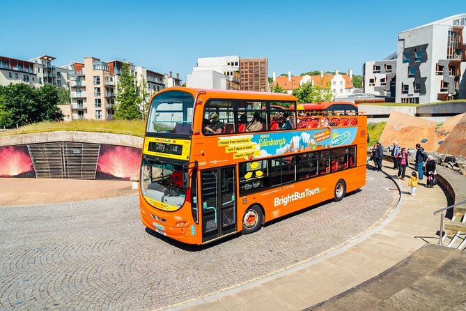 Edinburgh Hop-On Hop-Off Britannia Tour - Hop-on hop-off rules that keep your day stress-free