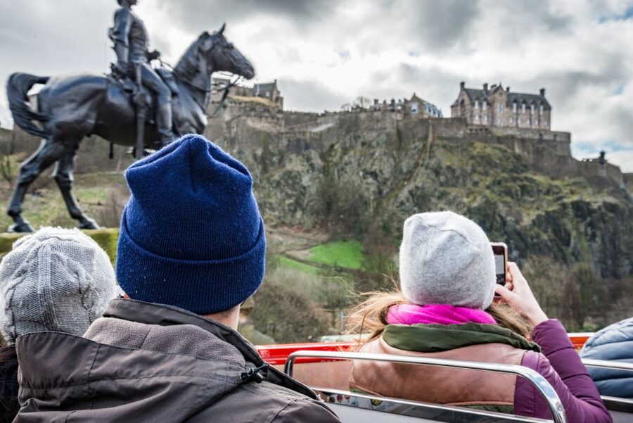 Edinburgh: Hop-On Hop-Off Bus Pass with 3 City Tours - 24 or 48 Hours Unlimited: is it worth the $33 price