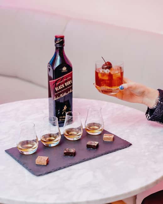 Edinburgh: Johnnie Walker Whisky and Chocolate Pairing - Starting at Johnnie Walker Princes Street, right where you’re already walking