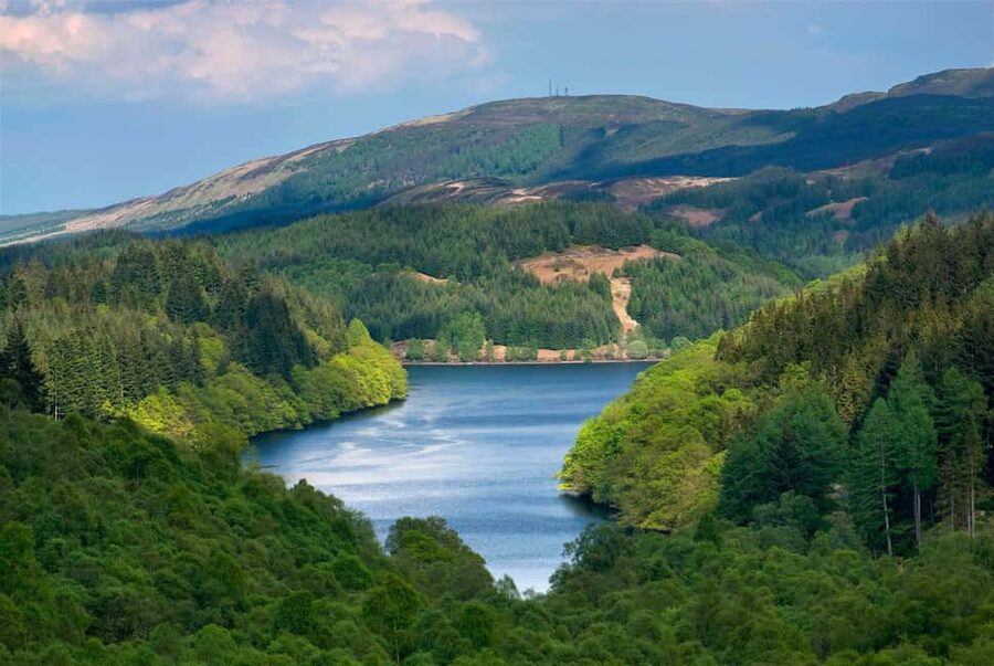 Edinburgh: Loch Lomond, Stirling Castle, and Kelpies Tour - Stirling, the Kelpies, Loch Lomond, and Trossachs in one 10-hour loop