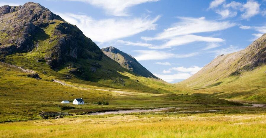 Edinburgh: Loch Ness, Glencoe, and Highlands Day Tour - Passing Ben Nevis and Crossing the Highlands Route Feeling: Rannoch Moor and the Great Glen